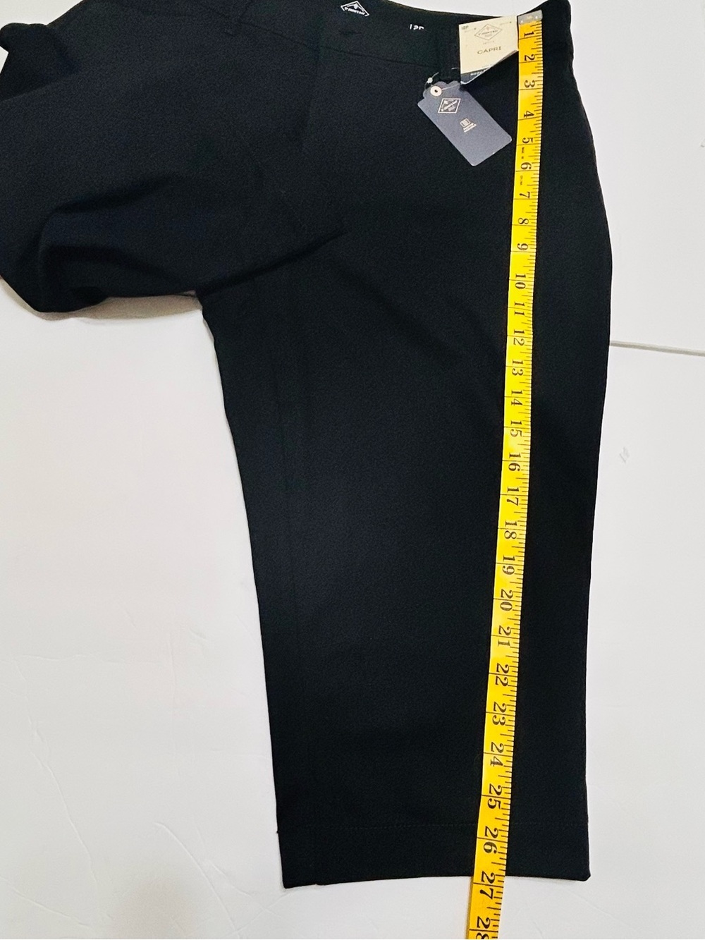 St. John's Bay Women’s MidRise Capri pants Seceretly Slender Black size 12P NWT - Picture 10 of 12